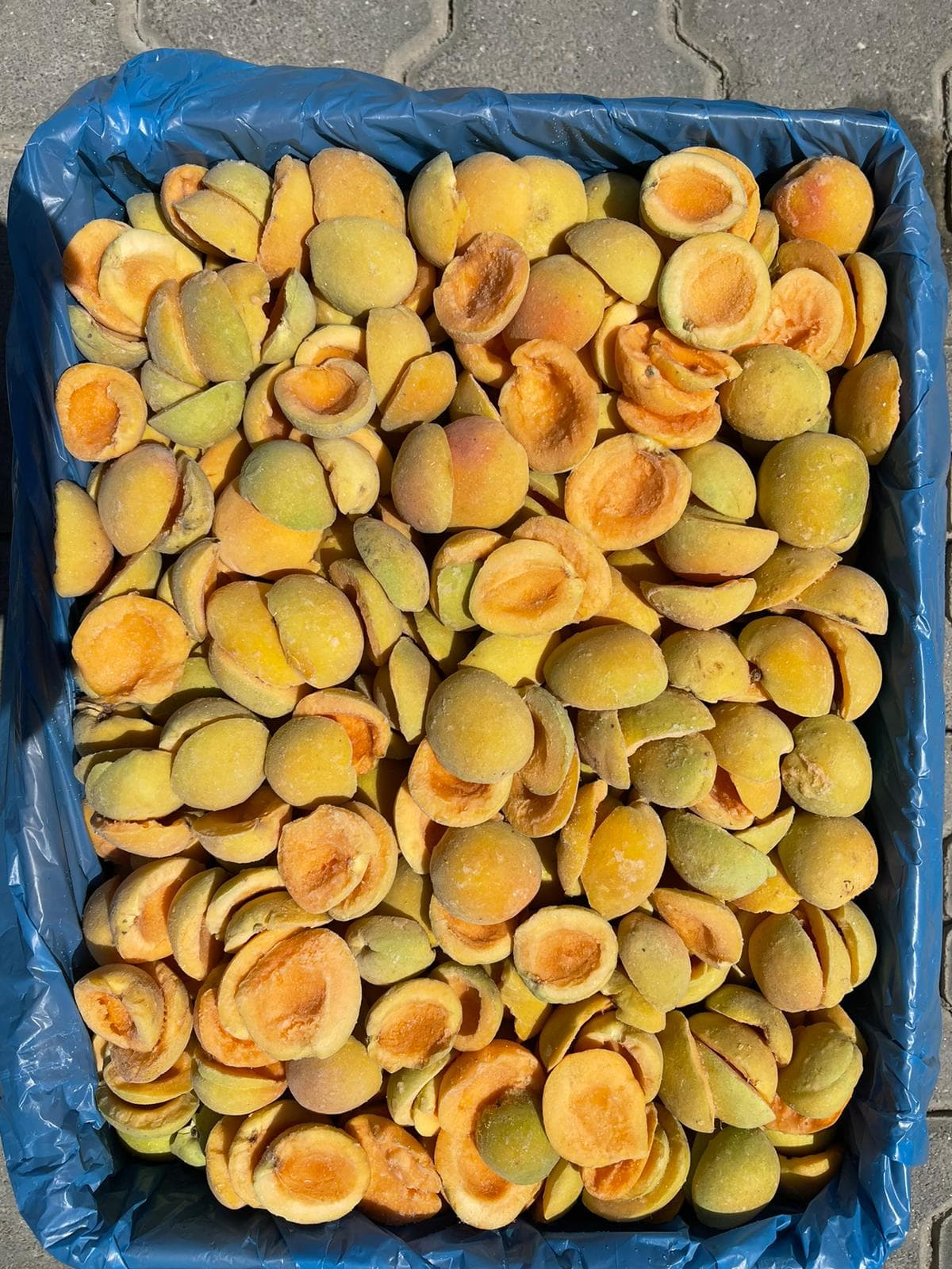 IQF Frozen Apricot Diceds-Halves