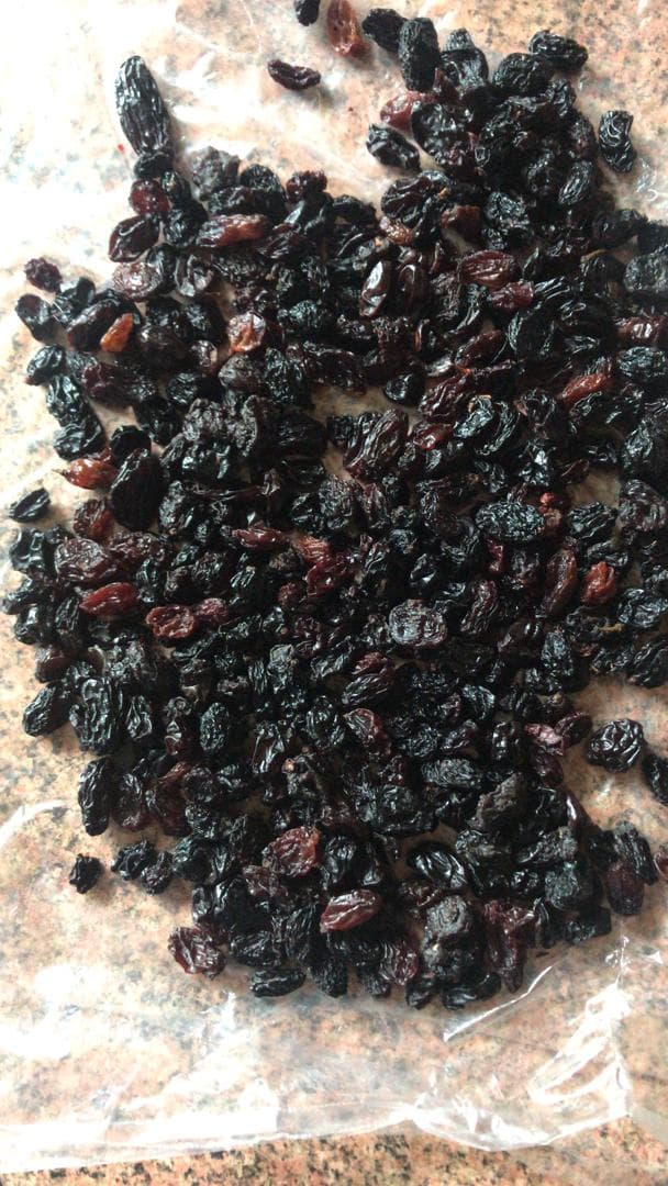 Black raisins Uzbekistan