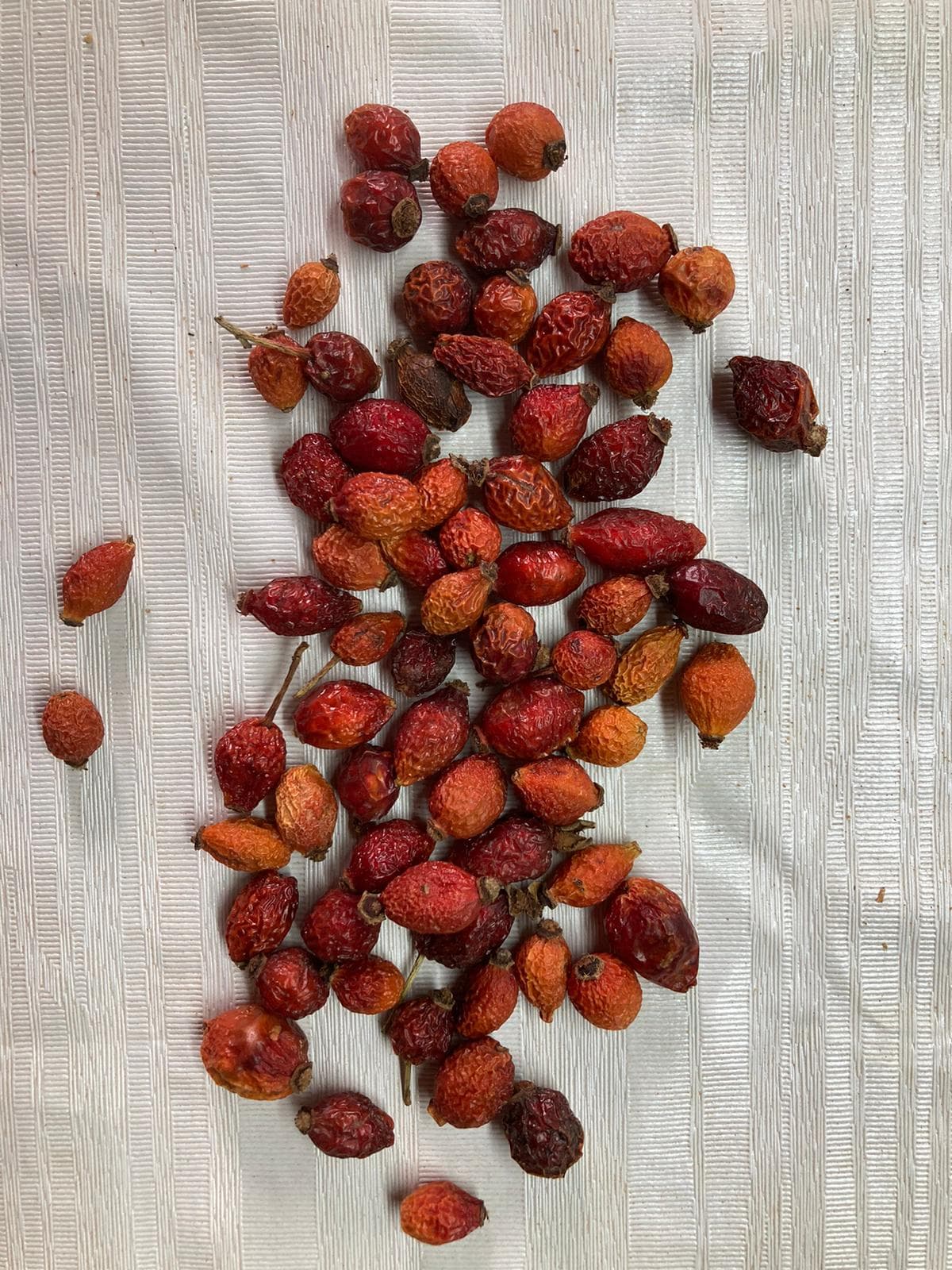 dried Rosehip whole