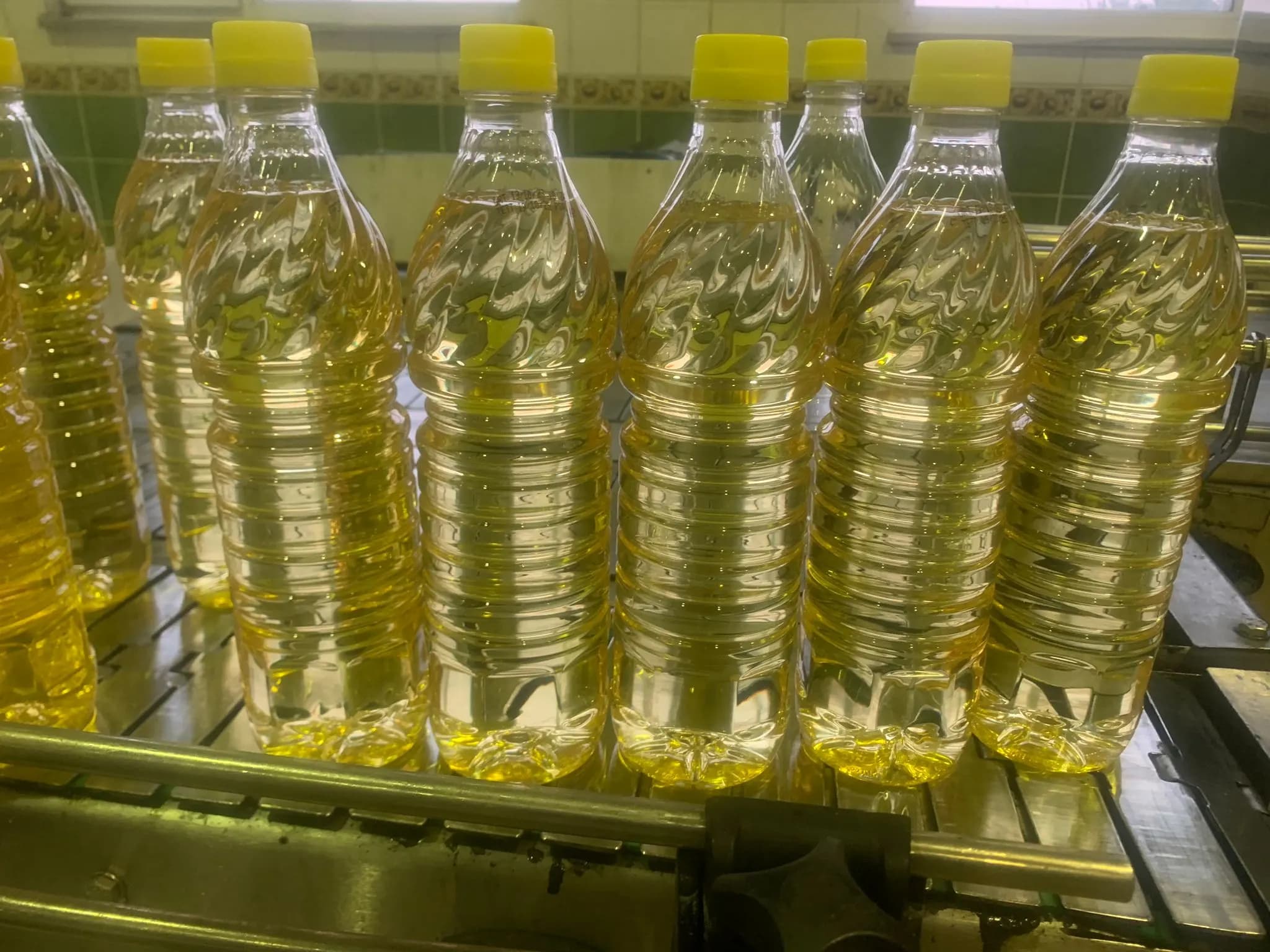 Sunflower oil 1L pet bottle