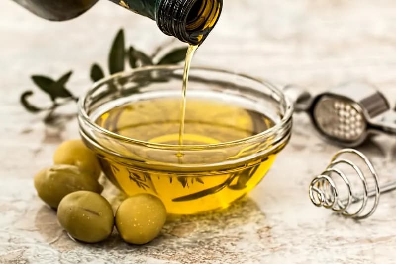 Taris announced the olive oil purchase price as 295 lira