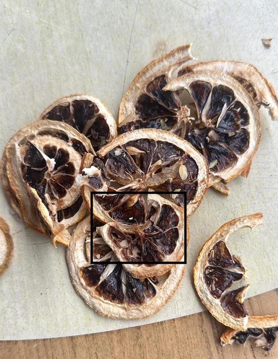 Lemon sliced dried
