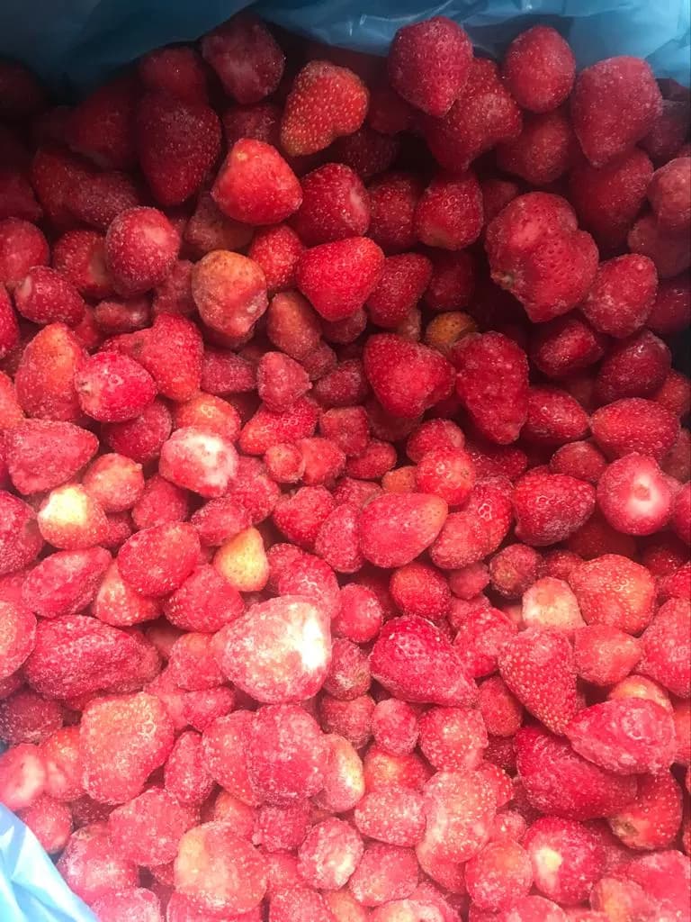 Unlock Culinary Creativity with Frozen IQF 25-35mm Calibrated Camarosa Strawberries
